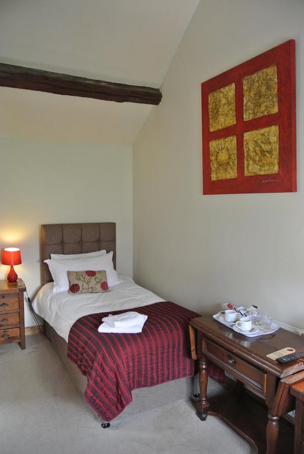 The Horse & Jockey Inn Knighton  Bagian luar foto